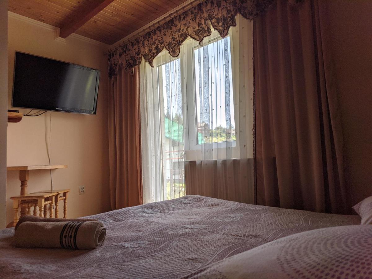 Солодка Мить Hotel Slavske Ngoại thất bức ảnh