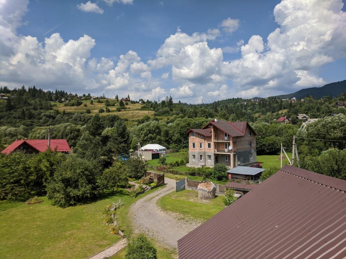 Солодка Мить Hotel Slavske Ngoại thất bức ảnh