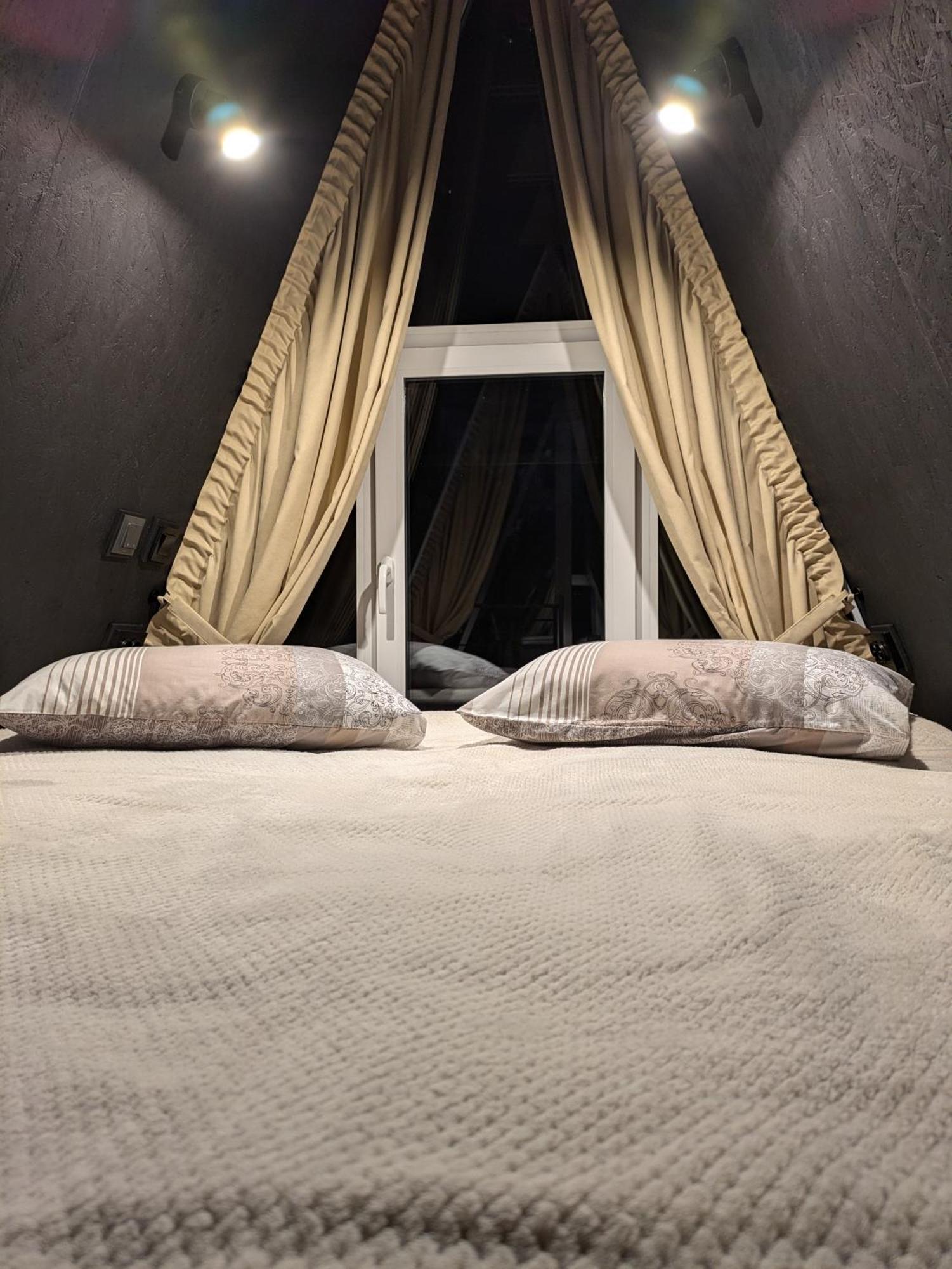 Солодка Мить Hotel Slavske Ngoại thất bức ảnh