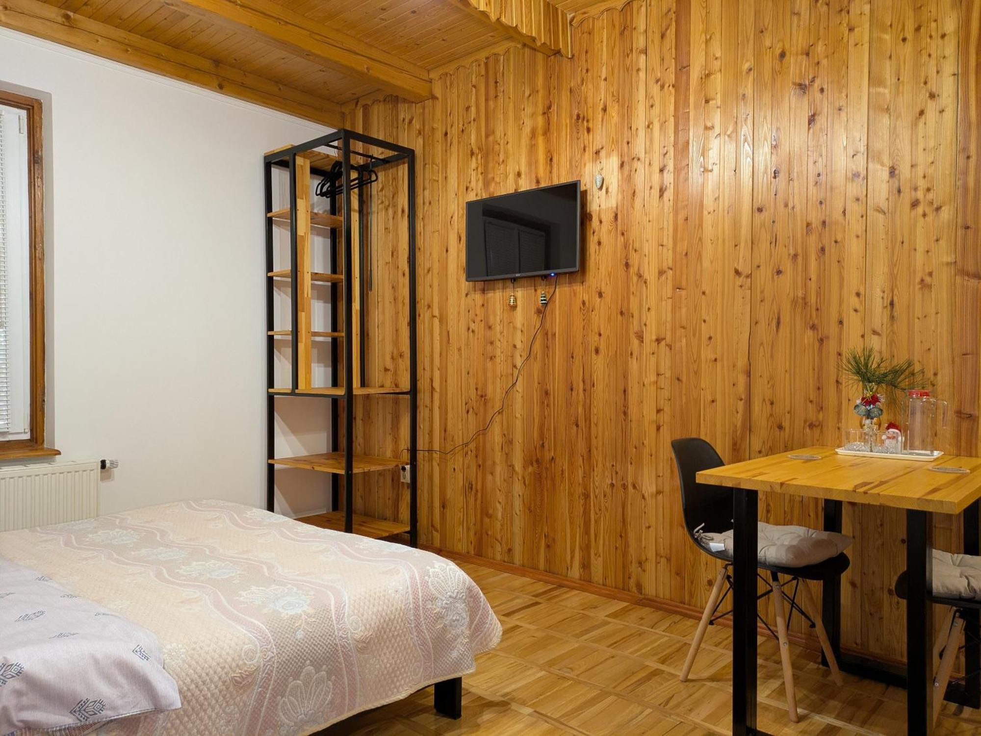 Солодка Мить Hotel Slavske Ngoại thất bức ảnh