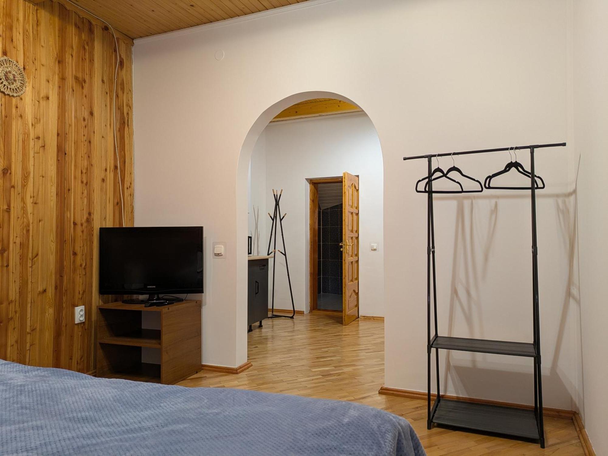 Солодка Мить Hotel Slavske Ngoại thất bức ảnh